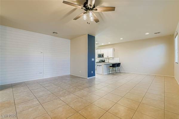 7928 Violet Dawn ST, Las Vegas, NV 89149