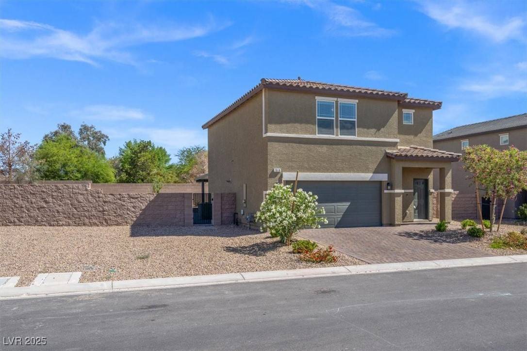Las Vegas, NV 89113,7910 Diamond Sky AVE