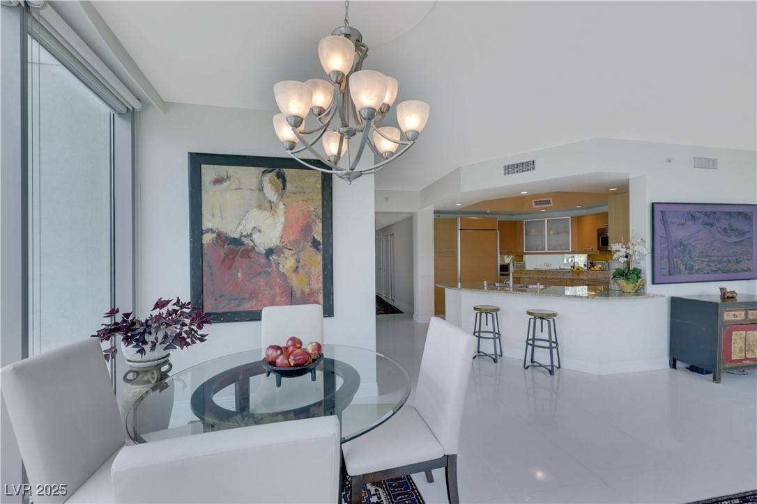 Las Vegas, NV 89109,322 Karen AVE #308