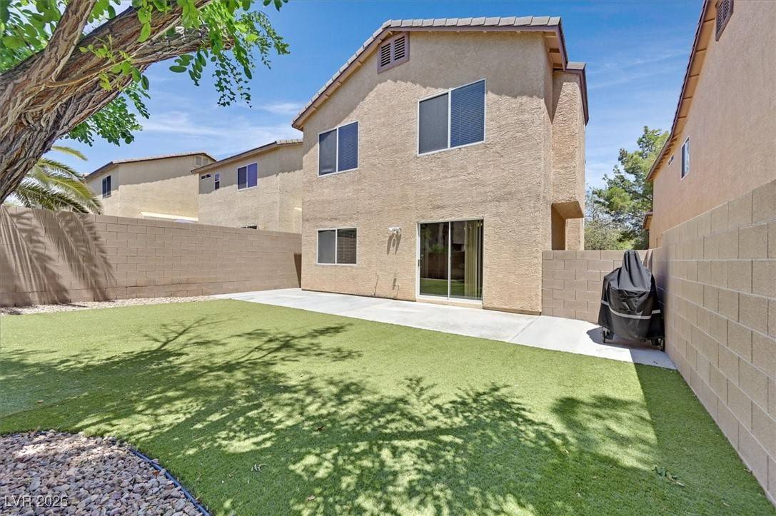 9105 White Eyes AVE, Las Vegas, NV 89143