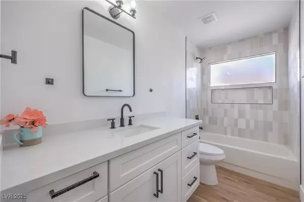 Las Vegas, NV 89156,6420 Rosemount AVE