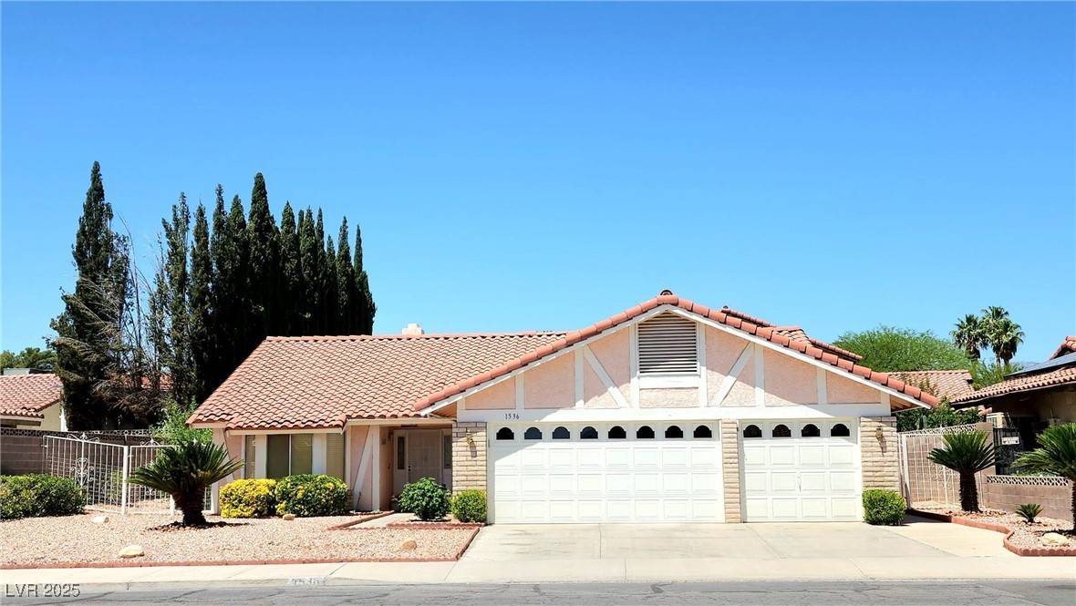 1536 Brocado LN, Las Vegas, NV 89117