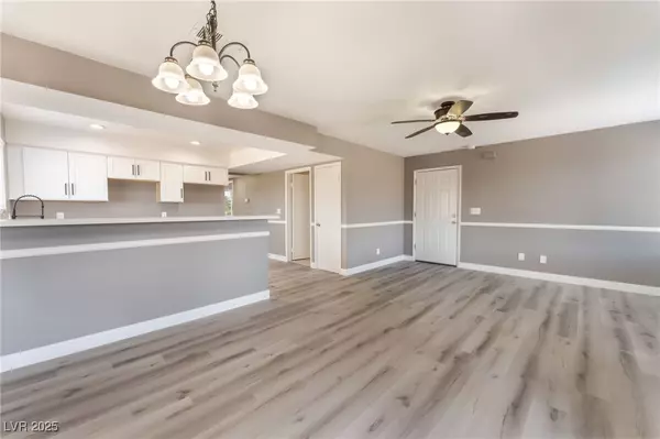 Las Vegas, NV 89156,5689 E Lake Mead BLVD #3