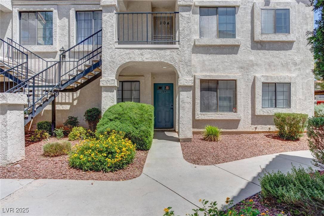 Las Vegas, NV 89103,4860 Nara Vista WAY #104