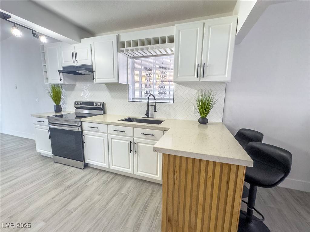 North Las Vegas, NV 89030,1608 E McDonald AVE