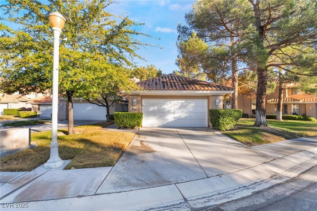 Las Vegas, NV 89113,5058 Crooked Stick WAY