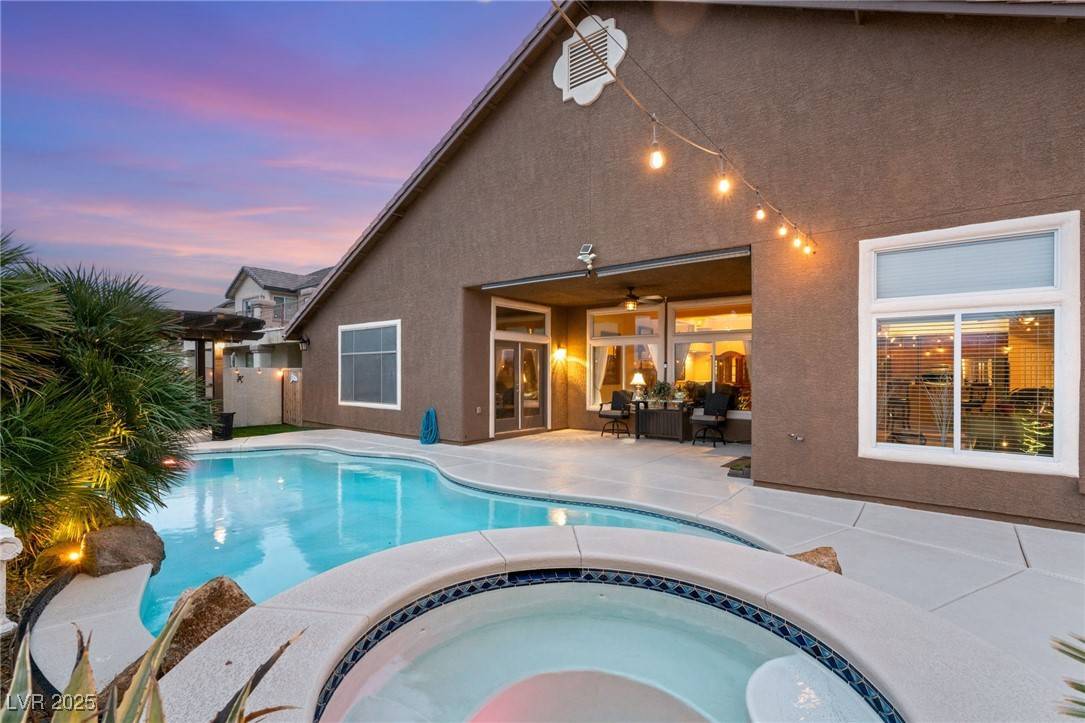 Las Vegas, NV 89131,5940 Vizzi CT
