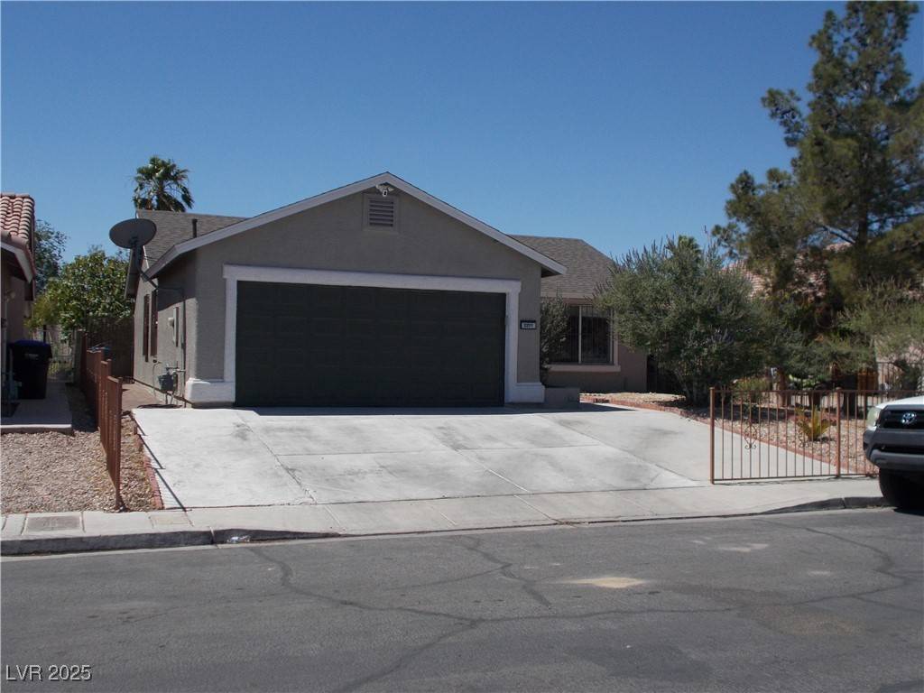 2211 Chipplegate WAY, North Las Vegas, NV 89032