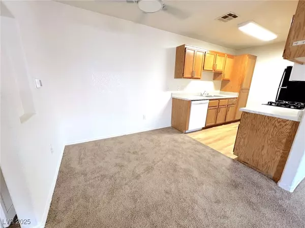 Las Vegas, NV 89115,4730 E Craig RD #2090