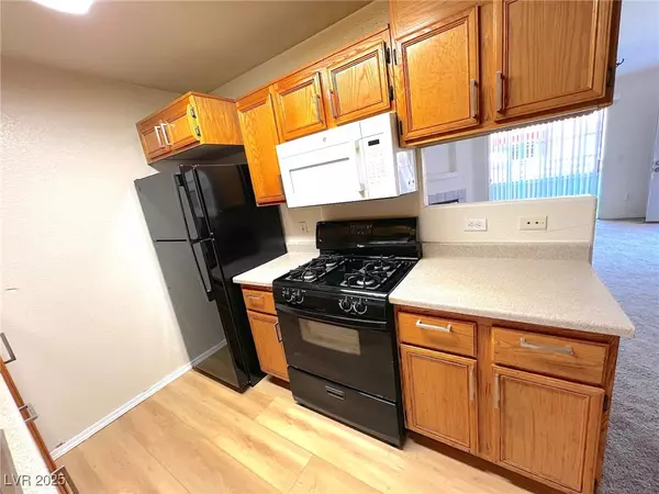 Las Vegas, NV 89115,4730 E Craig RD #2090