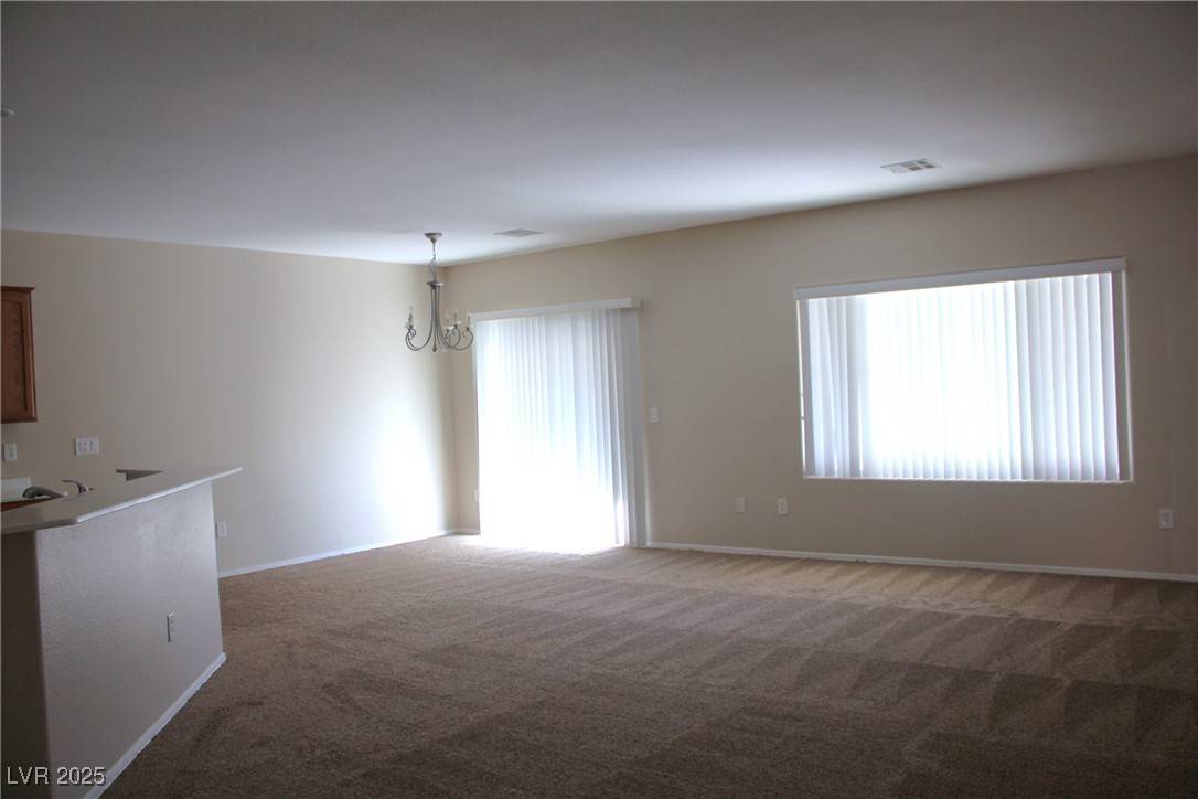 Henderson, NV 89044,2212 Sawtooth Mountain DR