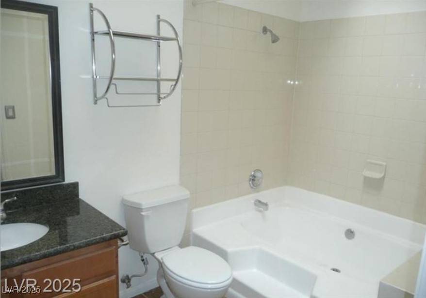 Las Vegas, NV 89117,9325 W Desert Inn RD #221