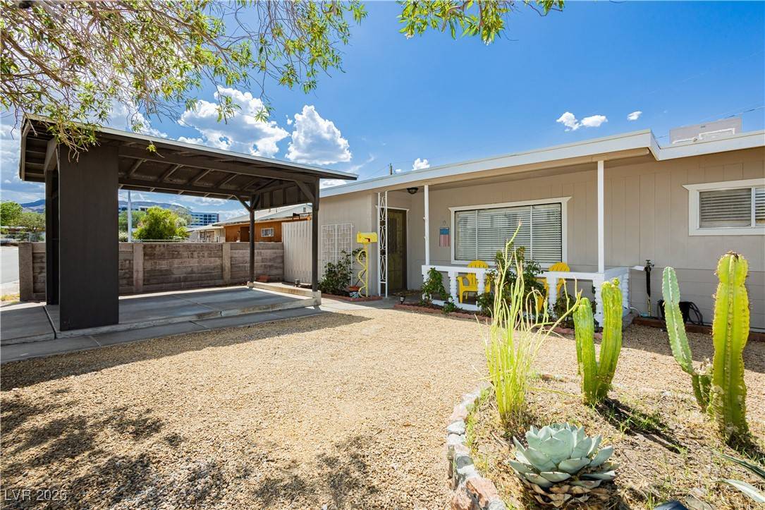 Henderson, NV 89015,67 Oklahoma DR