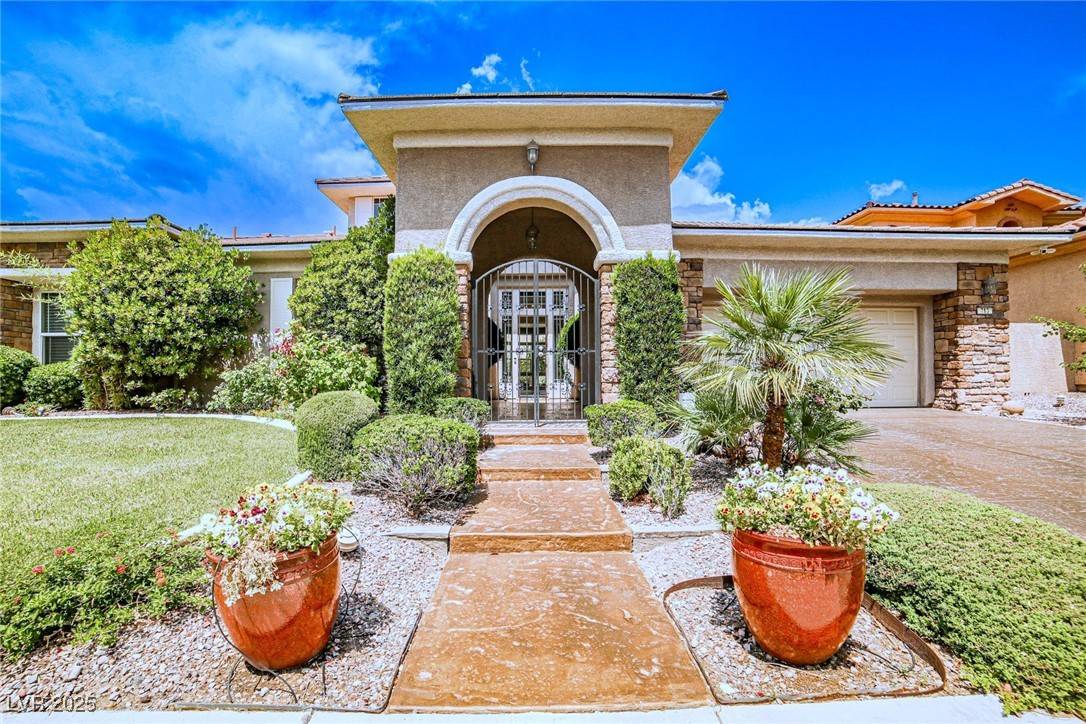 213 Villa Borghese ST, Las Vegas, NV 89138