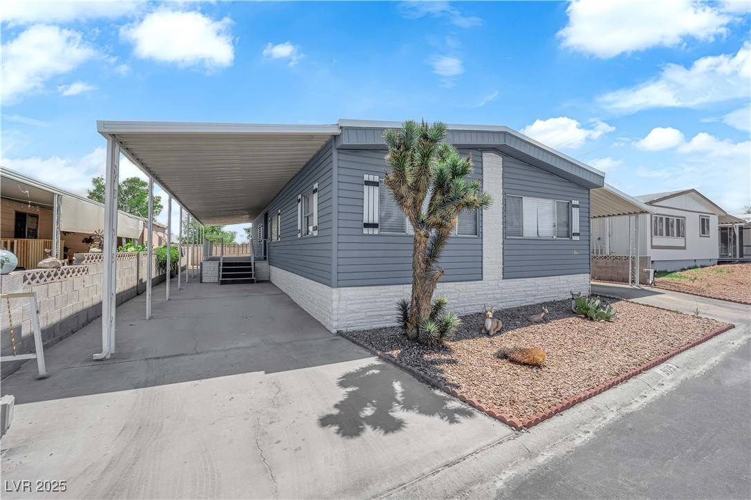 5175 Ridge DR, Las Vegas, NV 89103