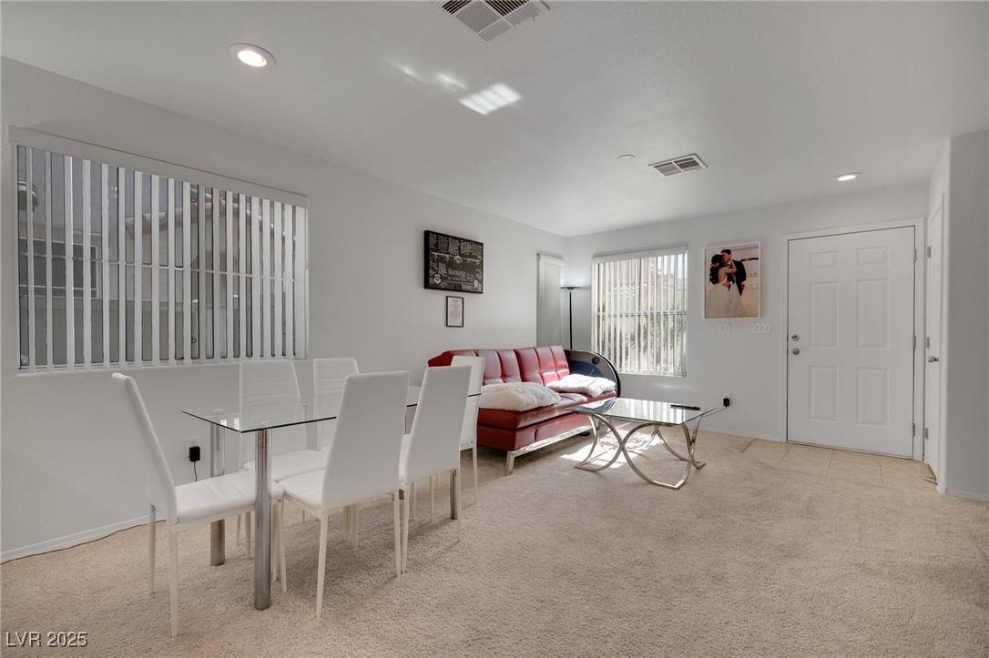 Las Vegas, NV 89143,9053 Starling Wing PL