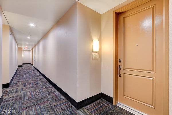 27 E Agate AVE #505, Las Vegas, NV 89123