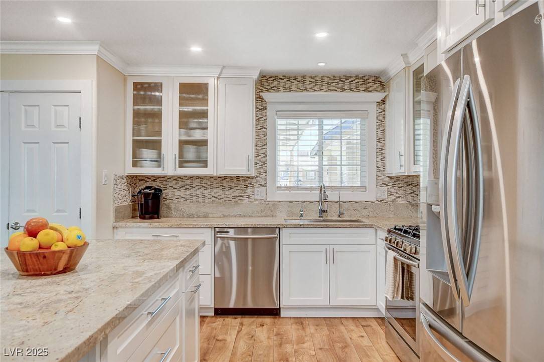 Las Vegas, NV 89145,925 Alan Shepard ST