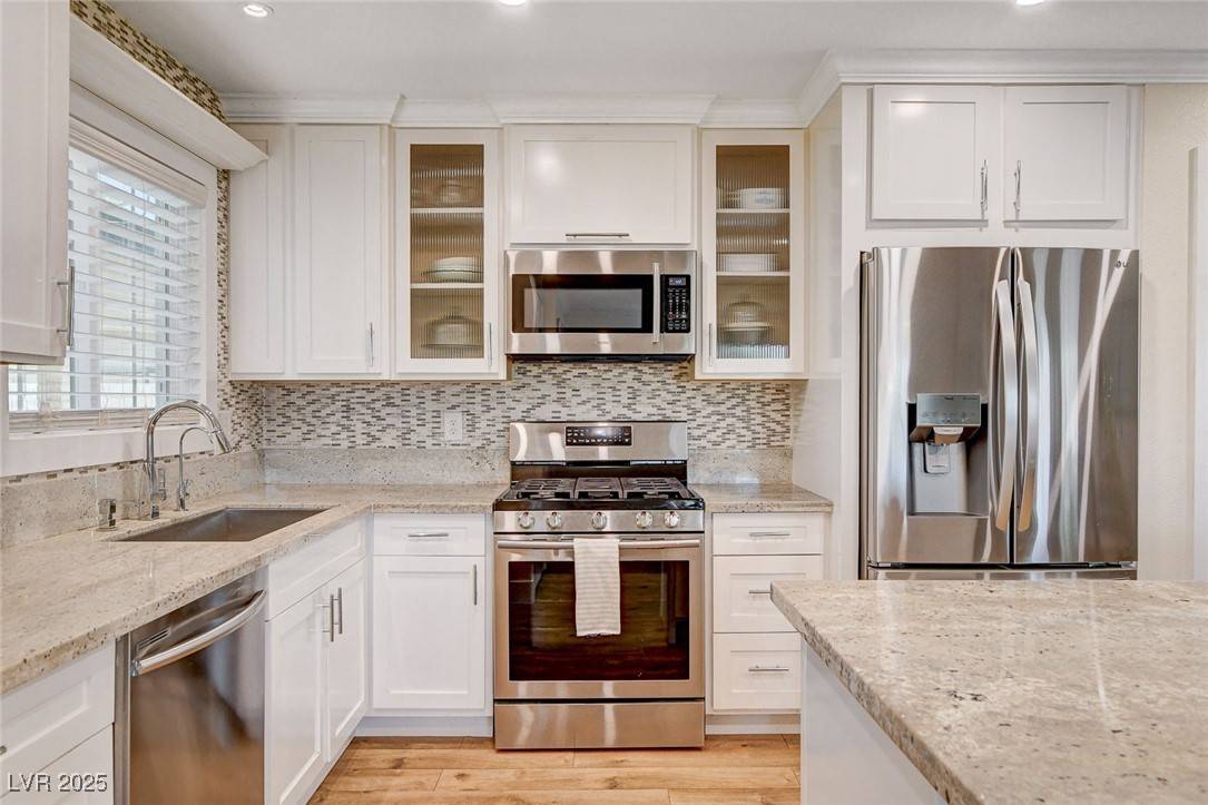 Las Vegas, NV 89145,925 Alan Shepard ST