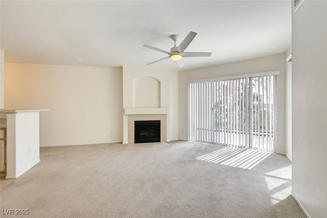 Las Vegas, NV 89113,7127 S Durango DR #310