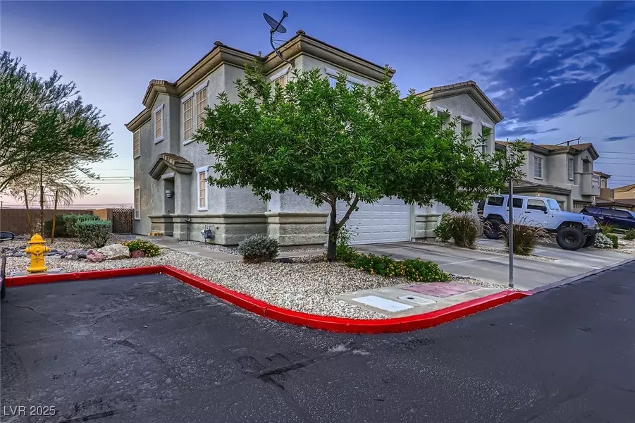 672 Solitude Point AVE, Henderson, NV 89012