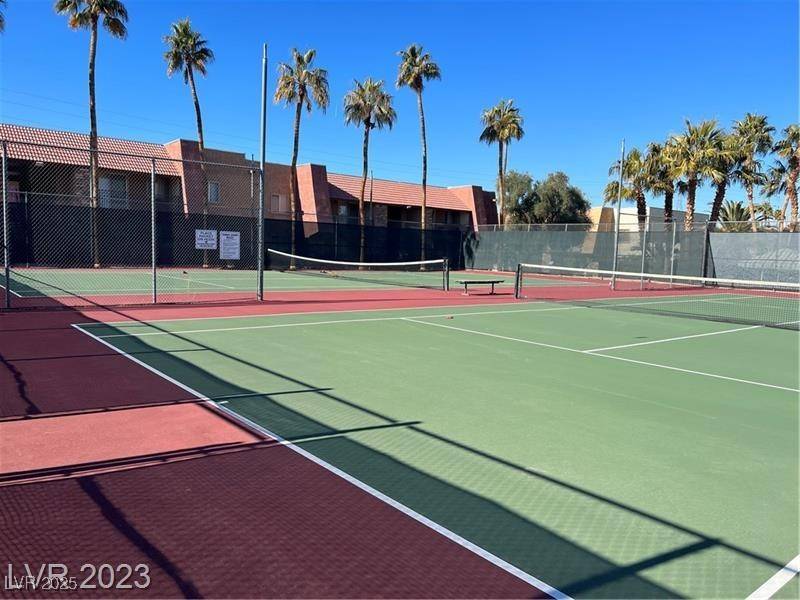 Las Vegas, NV 89103,5295 Indian River DR #316
