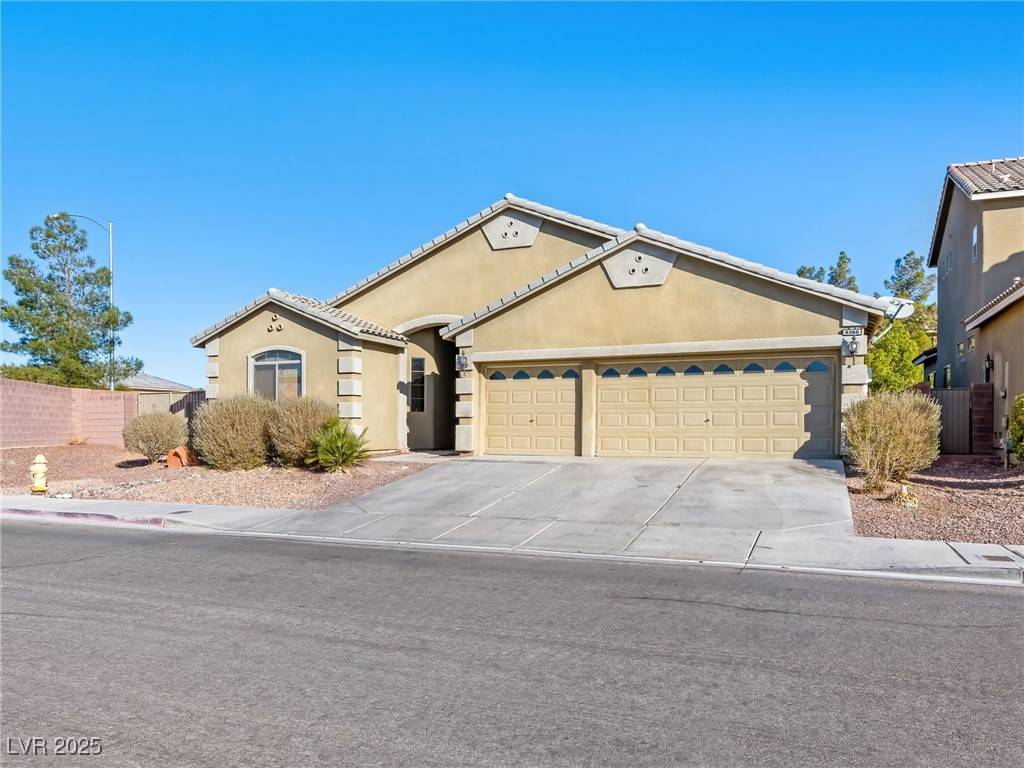 6360 Bullring LN, Las Vegas, NV 89130