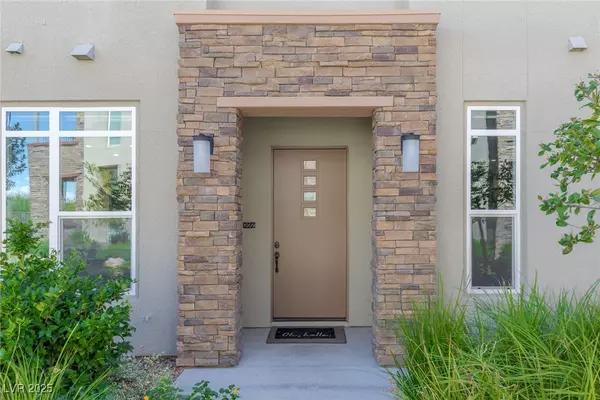 Las Vegas, NV 89135,11280 Granite Ridge DR #1009