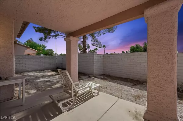 Henderson, NV 89014,615 Cervantes DR