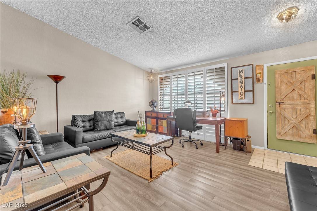 Henderson, NV 89014,1468 Harmony Hill DR