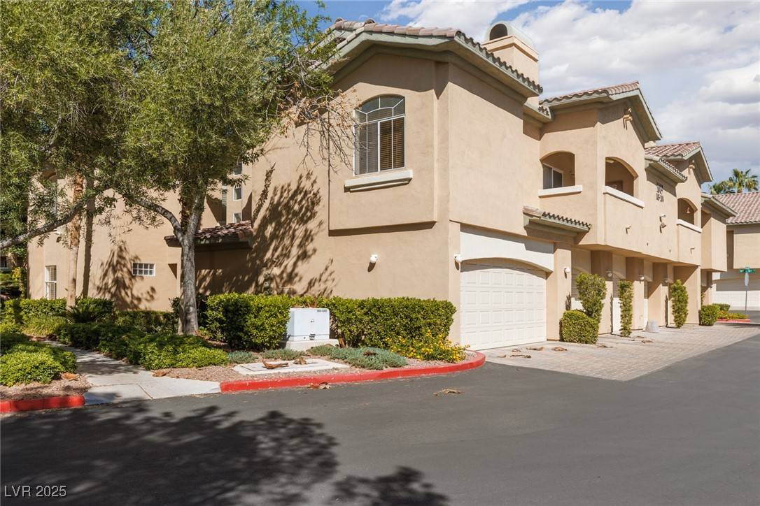 Las Vegas, NV 89128,1609 Hills Of Red DR #104