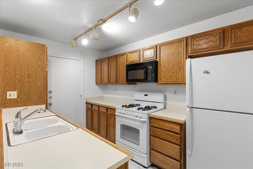 Las Vegas, NV 89117,2623 S Durango DR #102