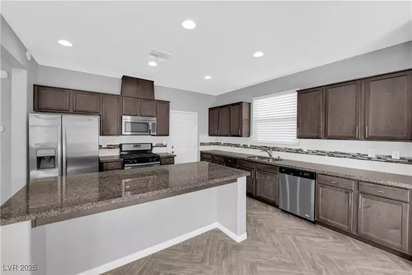 Las Vegas, NV 89148,8809 Teton View RD