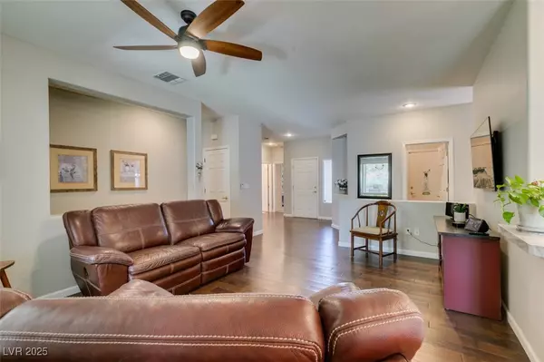 Henderson, NV 89012,2111 Tiger Links DR