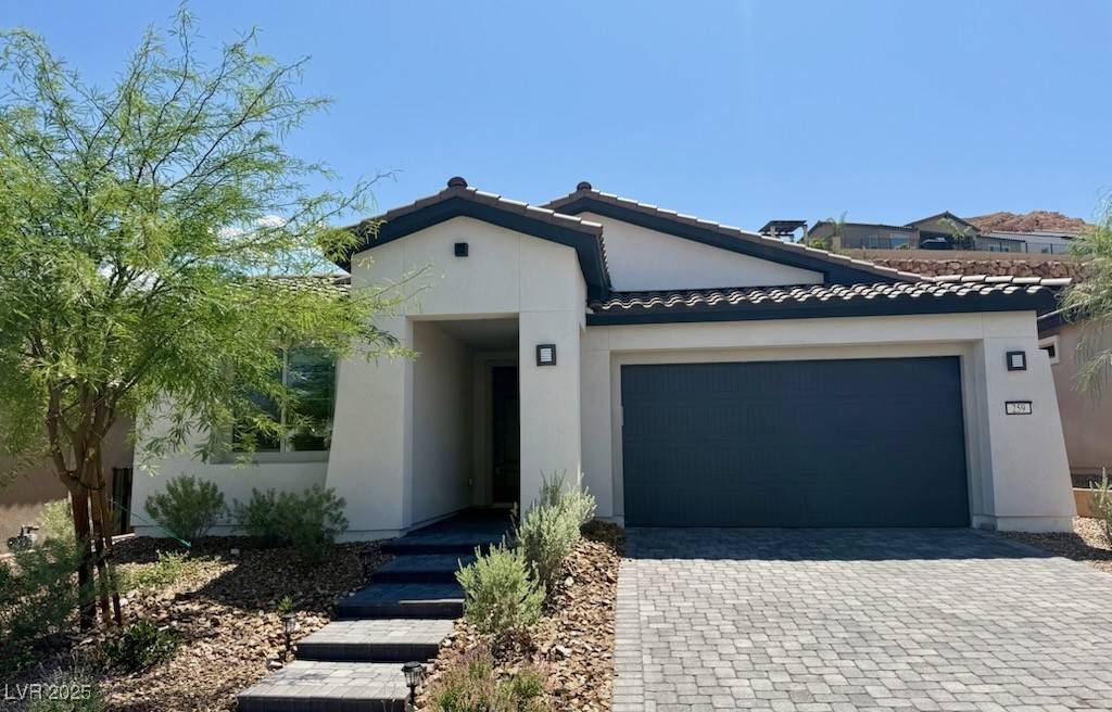 Henderson, NV 89011,259 SUN GLAZE AVE