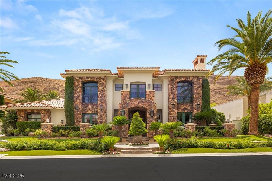 2793 Red Arrow DR, Las Vegas, NV 89135