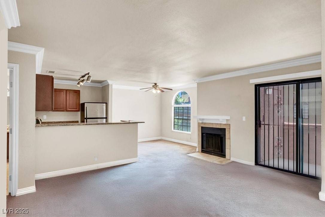 Las Vegas, NV 89121,4050 Pacific Harbors DR #224