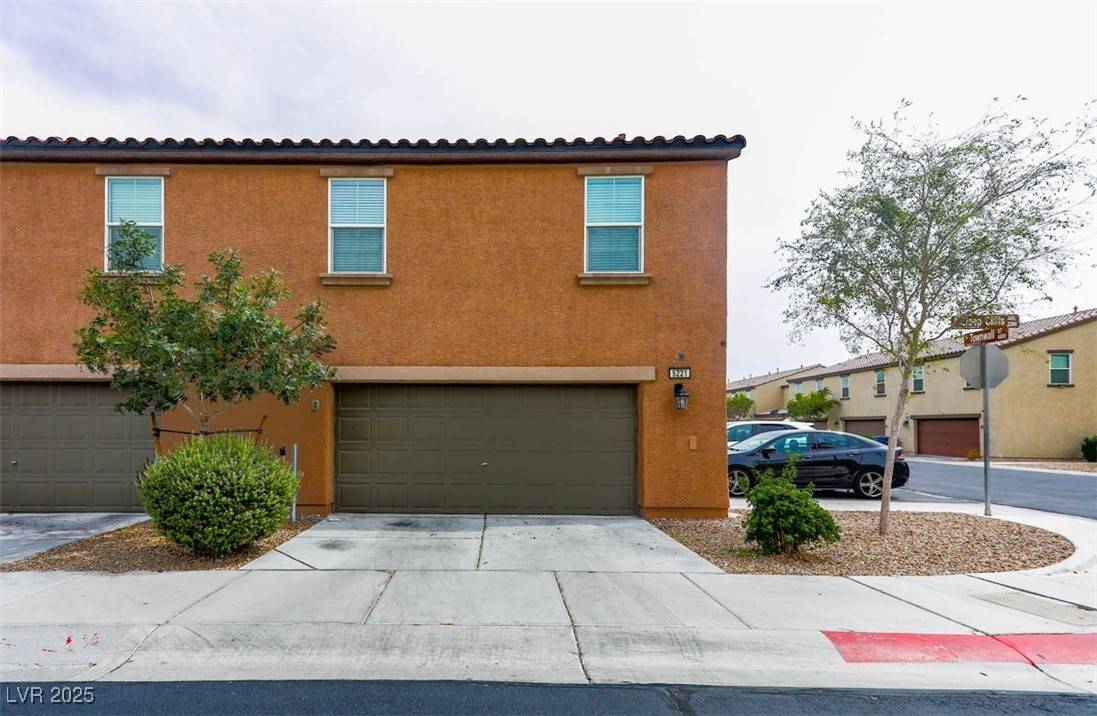 Las Vegas, NV 89115,5221 Steep Cliffs AVE