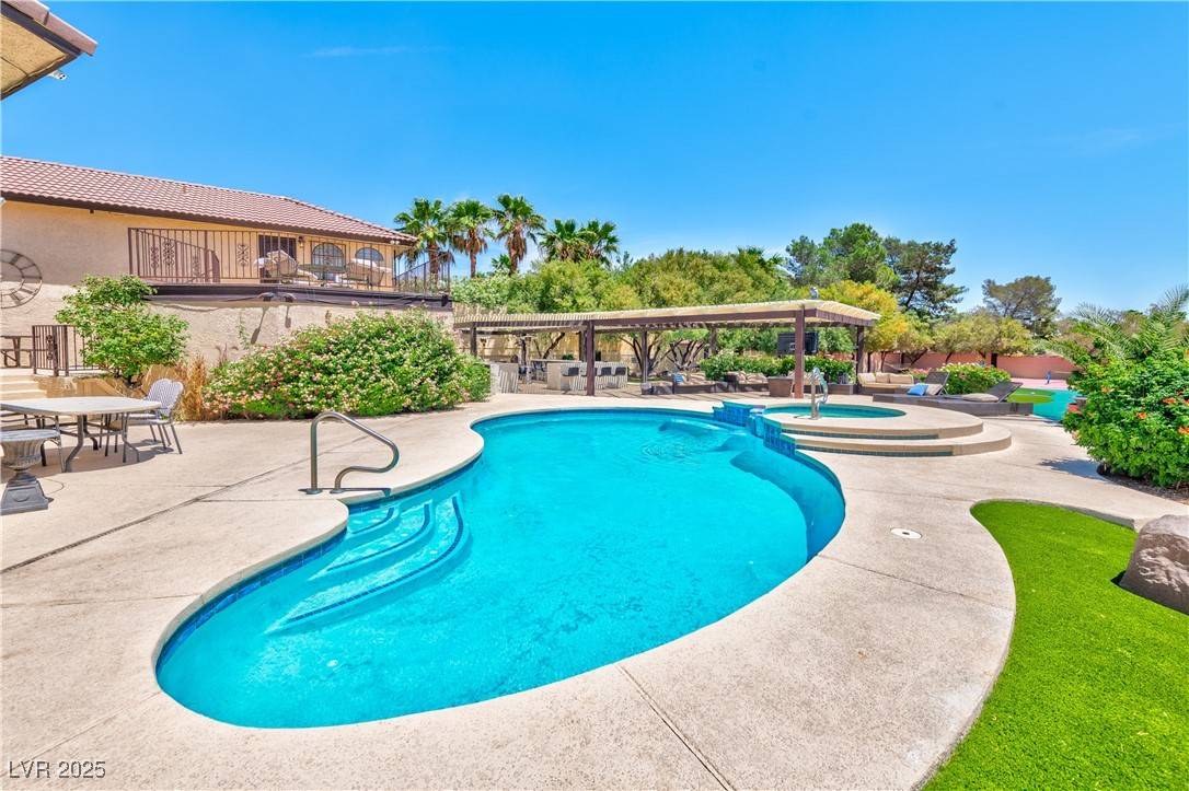 Las Vegas, NV 89117,3160 Belcastro ST
