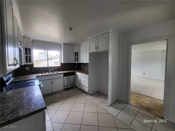 Las Vegas, NV 89102,3112 Piedmont AVE