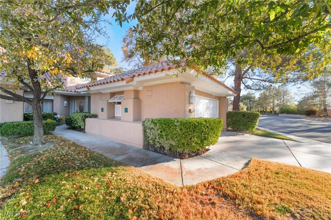 Las Vegas, NV 89113,5058 Crooked Stick WAY