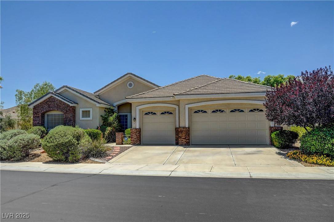 905 Star Pine DR, Las Vegas, NV 89144