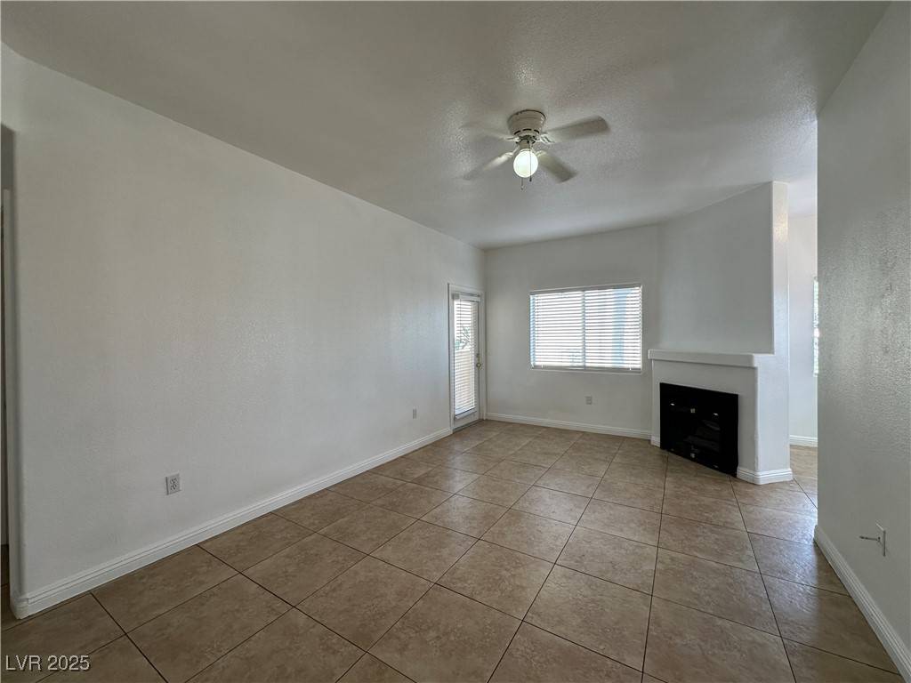 Las Vegas, NV 89147,8501 W University AVE #1055