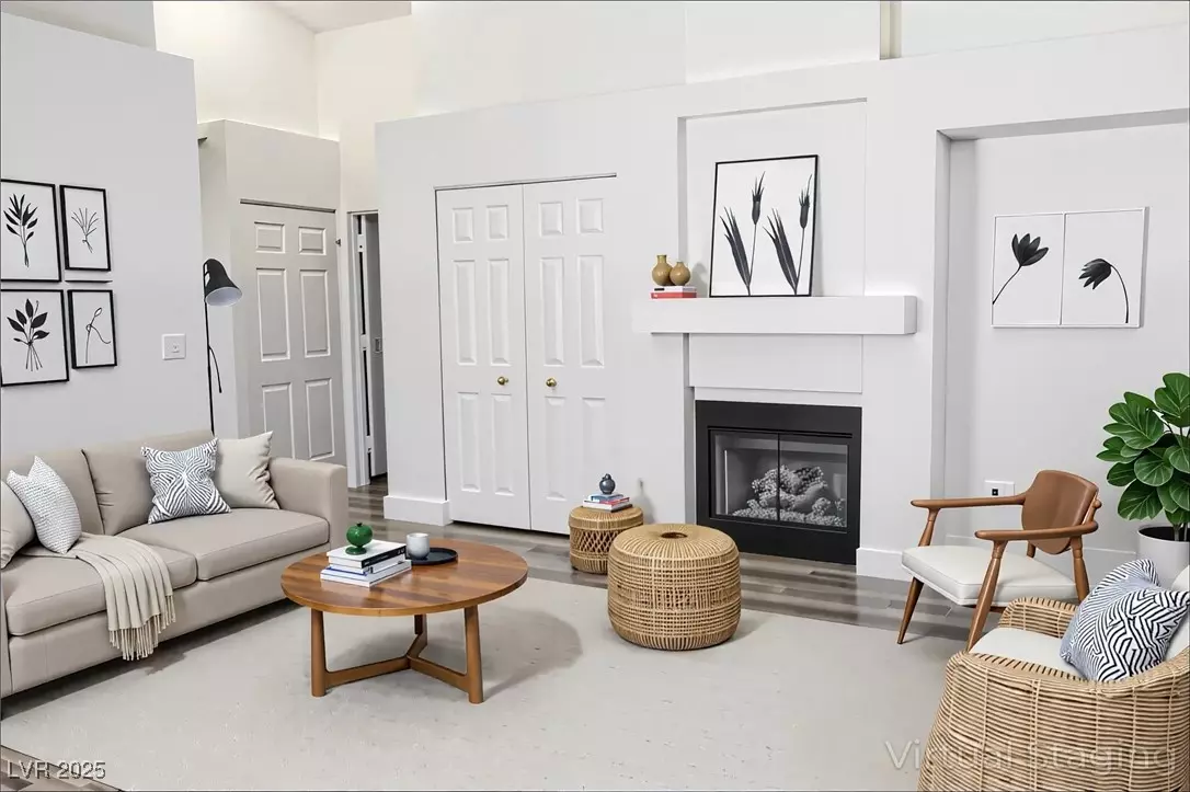 Las Vegas, NV 89108,1624 N Torrey Pines DR #101