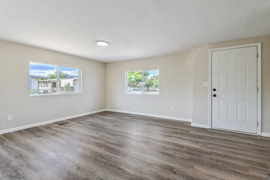 Pahrump, NV 89048,91 Wilderness WAY