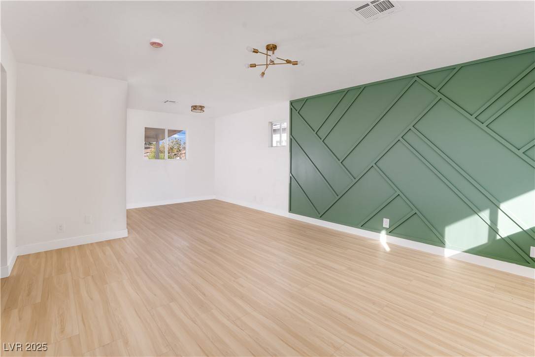 Henderson, NV 89011,1436 Chestnut ST