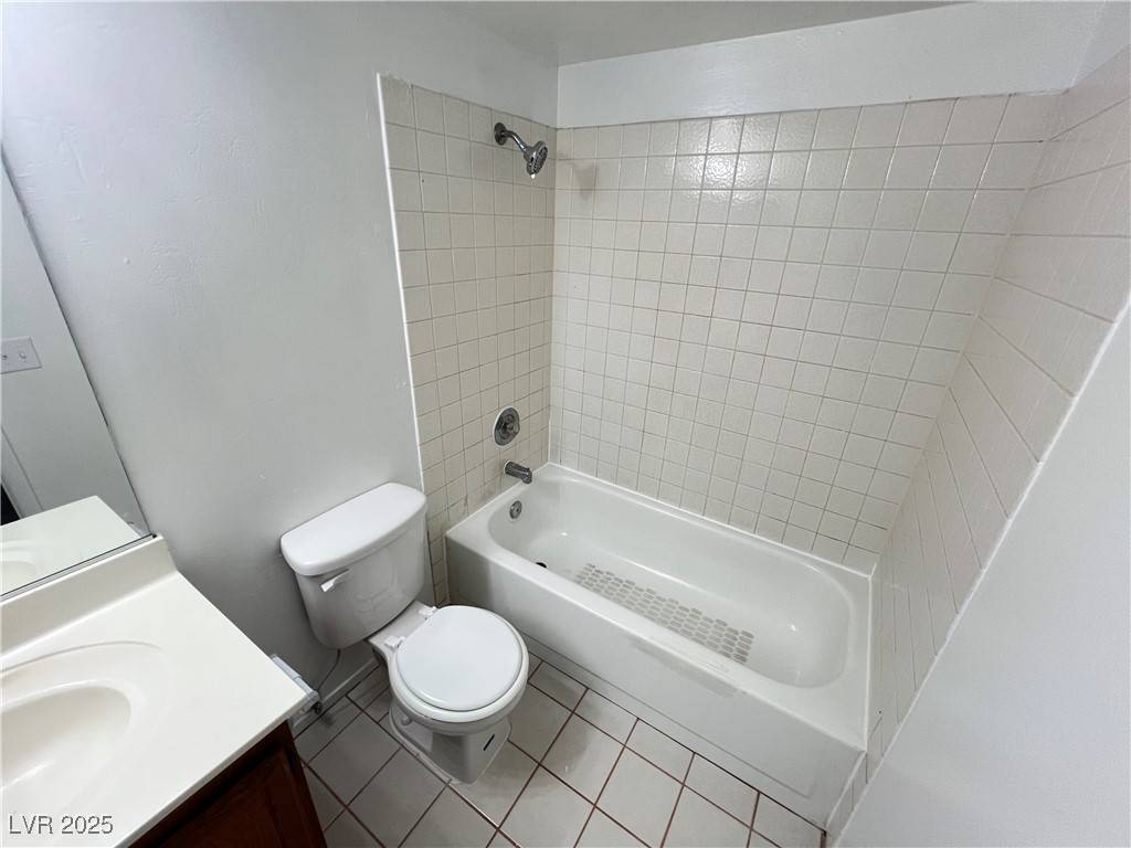 Las Vegas, NV 89128,7948 Calico Vista BLVD #101
