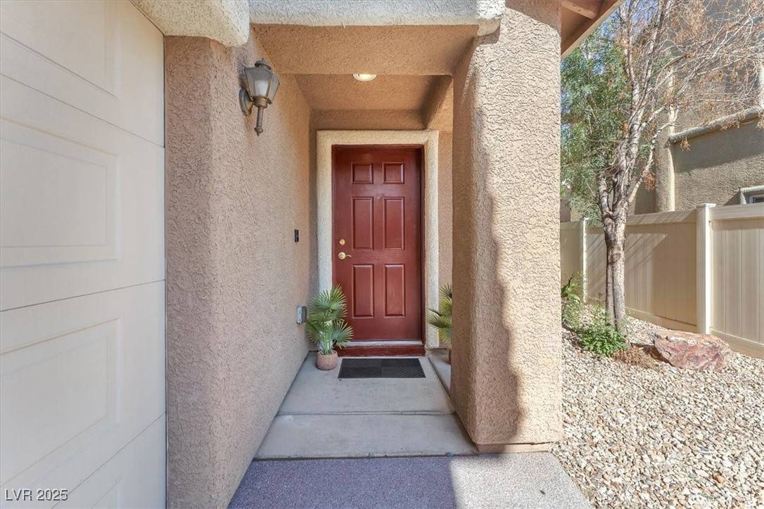 Las Vegas, NV 89118,6068 Conroe CT