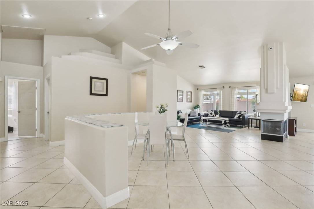 Las Vegas, NV 89122,4753 Carefree DR