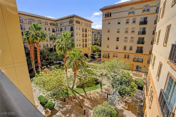 Las Vegas, NV 89123,2405 W Serene AVE #612